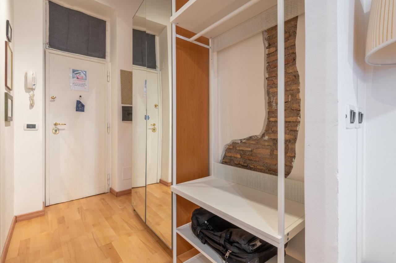 Dell'Orso Apartment Navona Sq โรม ภายนอก รูปภาพ